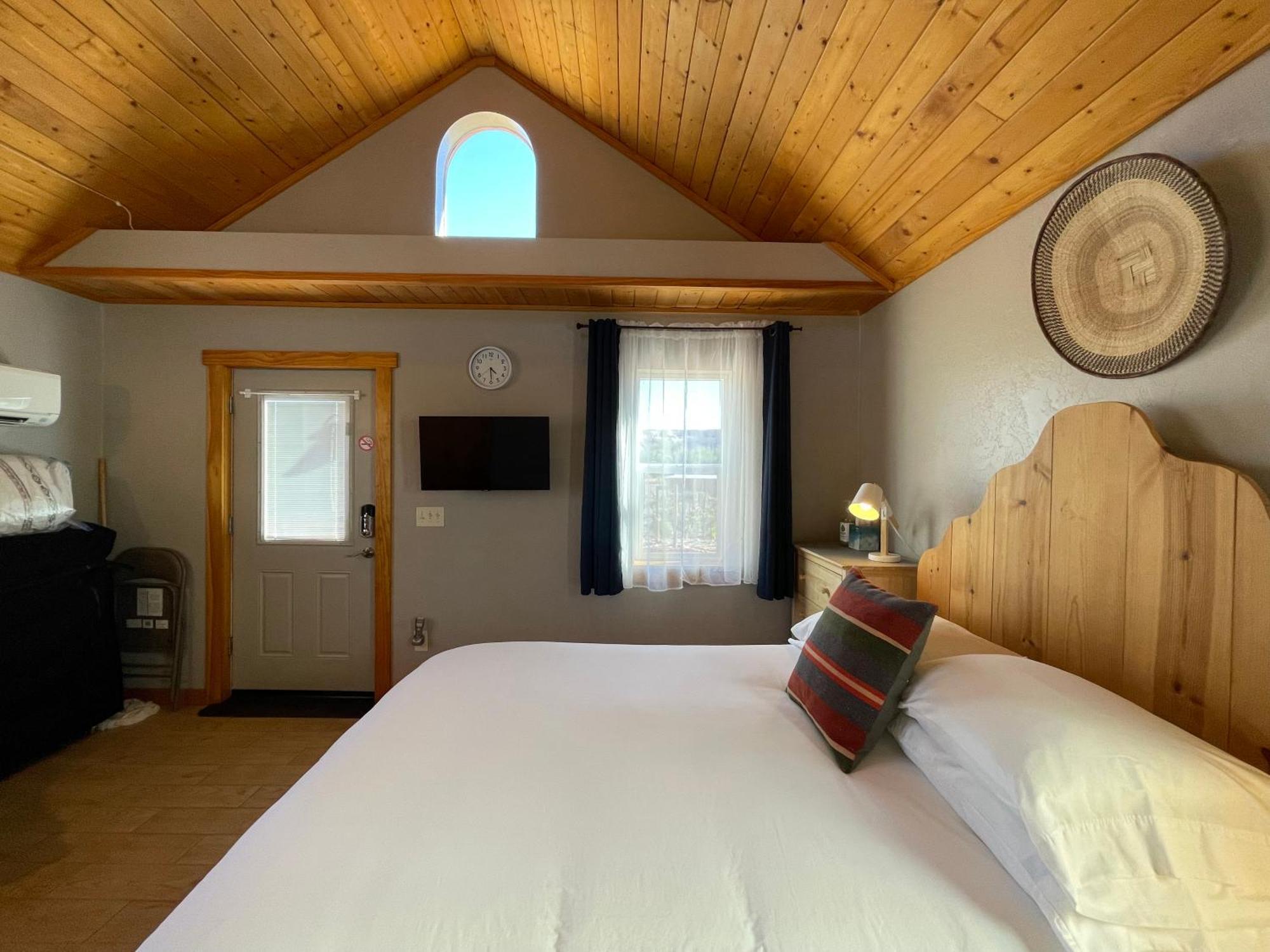 Willow Street Cottages Блафф Екстер'єр фото